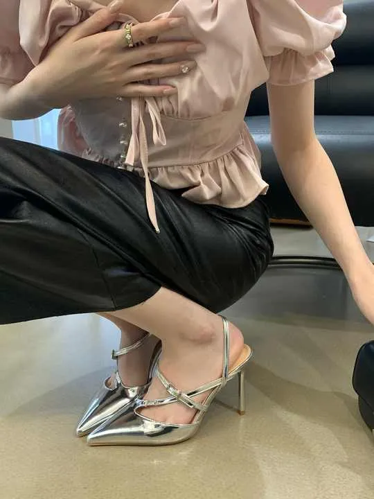 أحذية فردية نسائية جديدةNew Women's Single Shoes
