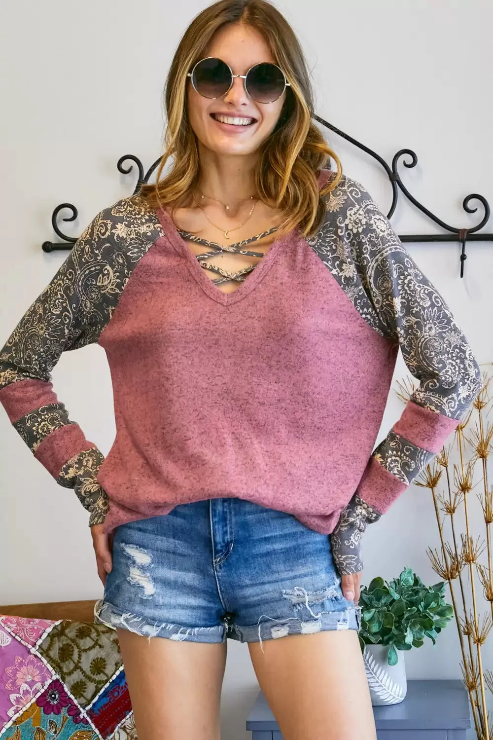 Adora Lattice V Neck Paisley Print Contrast Top In Rubber
