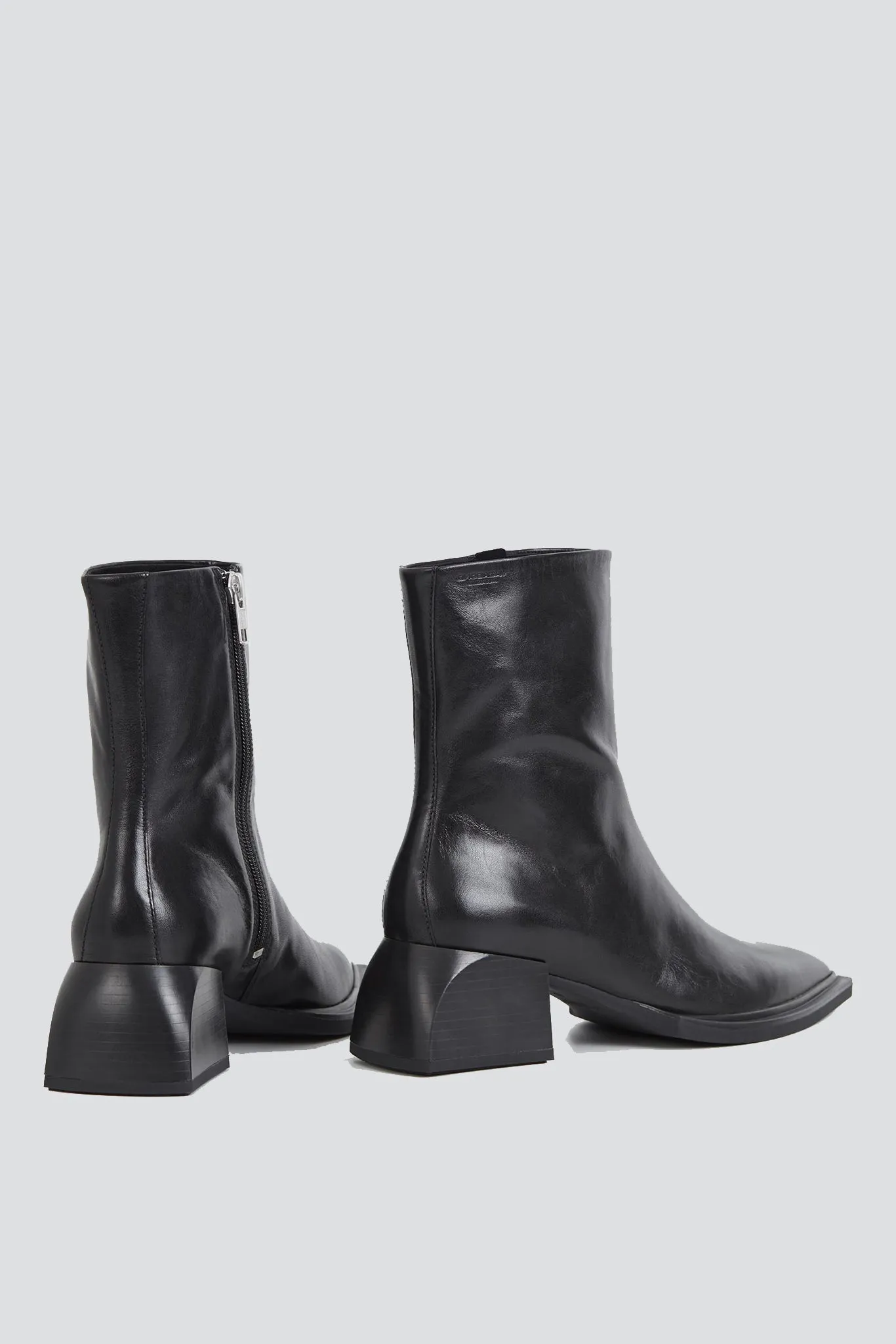 Black Vivian Boot