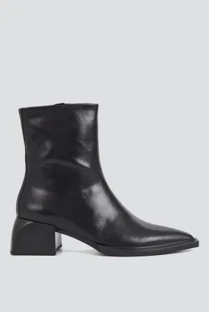 Black Vivian Boot