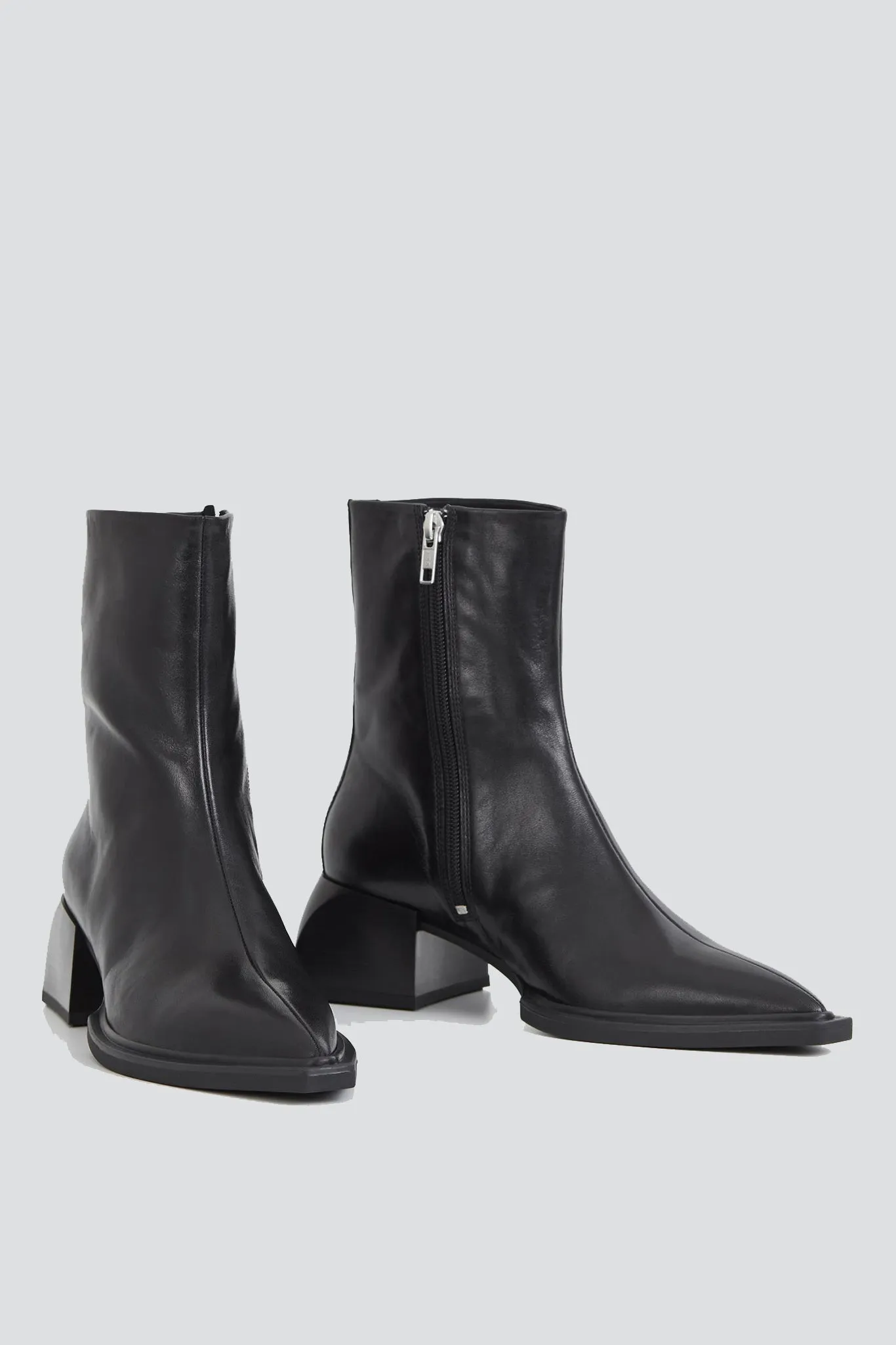 Black Vivian Boot