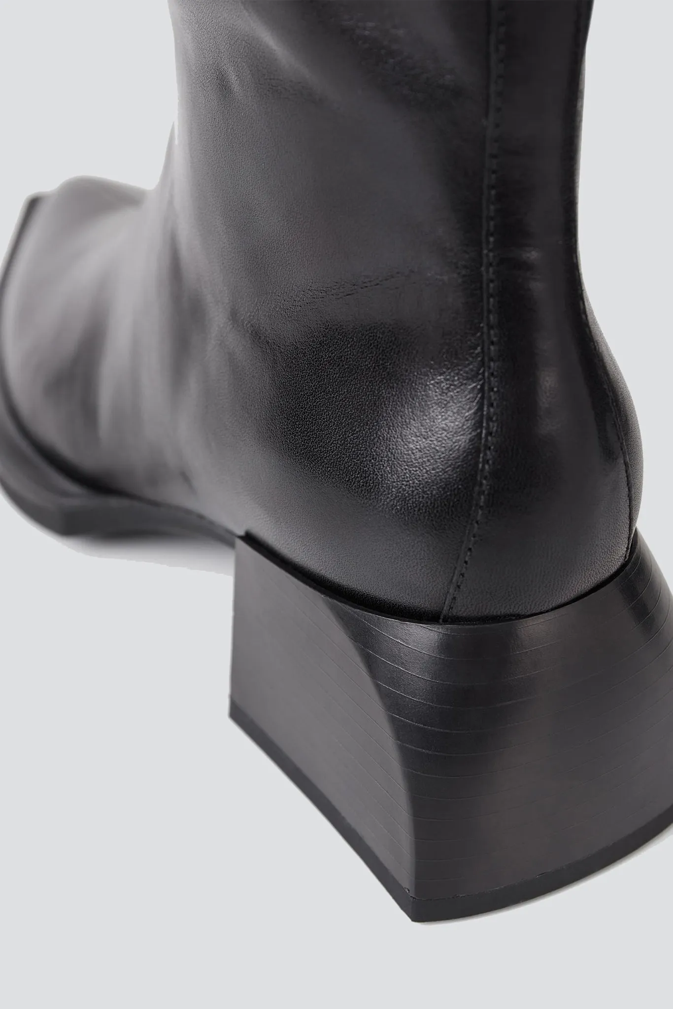 Black Vivian Boot