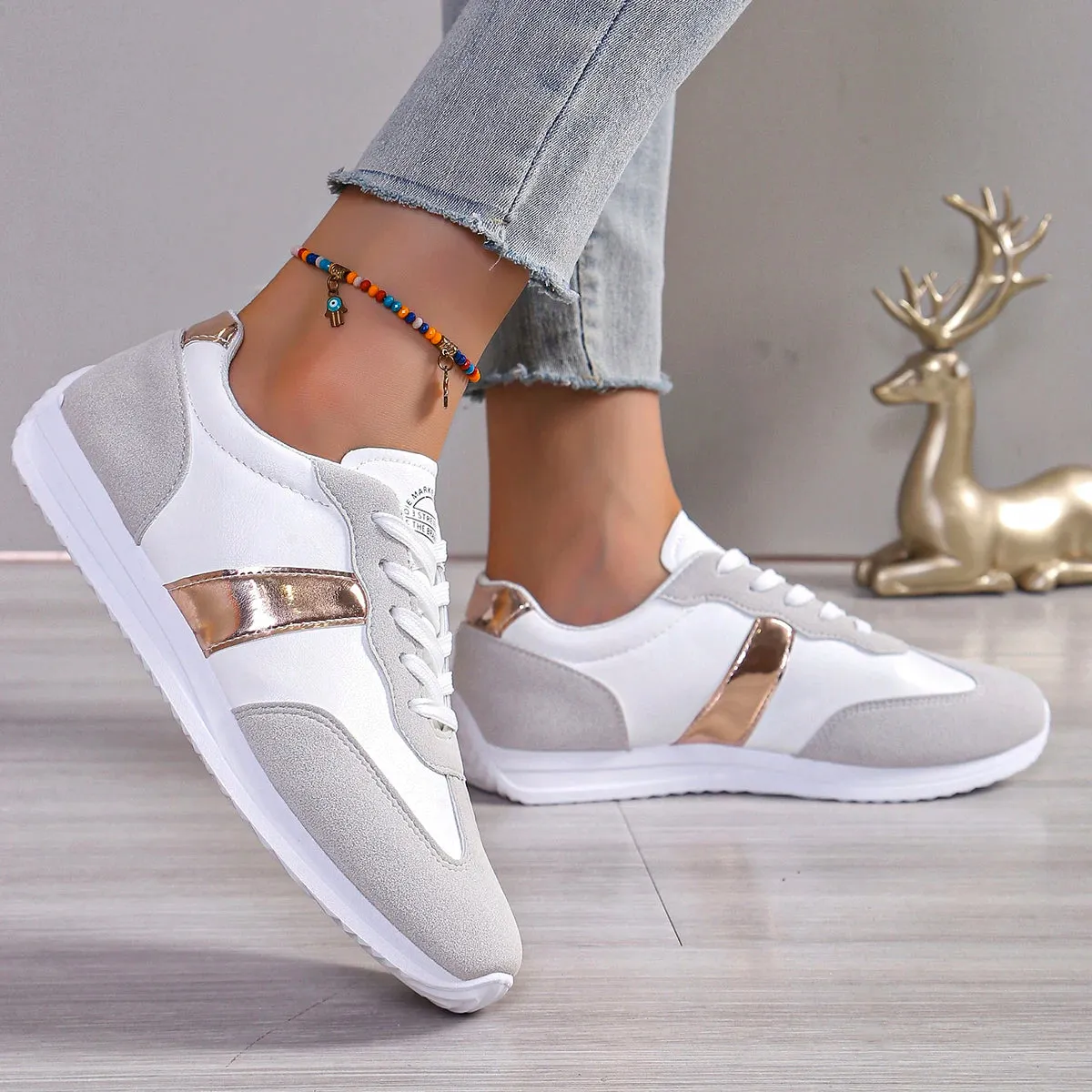Lightweight Casual Sneakers For Women Fashion Flat Heels Lace Up Walking Shoes Woman Comfortable Soft Sole Sports Flats Trainers