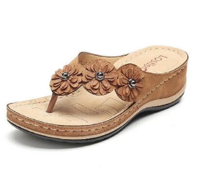 Retro Slope With Casual Flip-Flops - Women's shoes