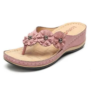 Retro Slope With Casual Flip-Flops - Women's shoes